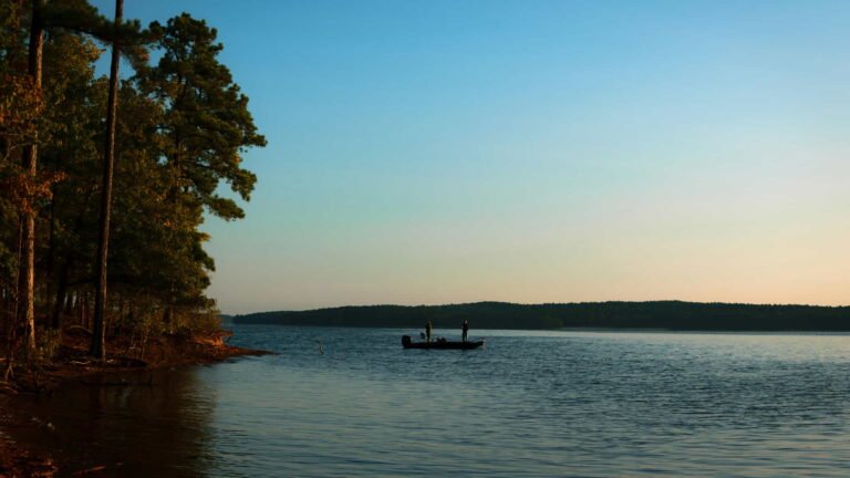 Exploring the Abundant Fishing Locations of the USA A Guide for Anglers